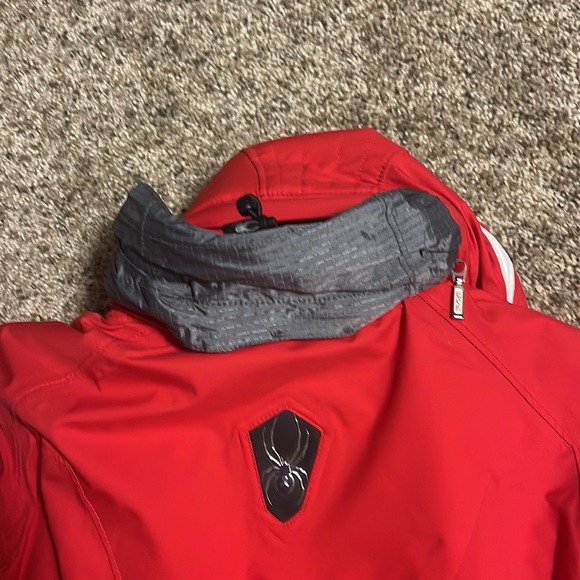 NWT Spyder Ski/snowboard jacket - Picture 9 of 9